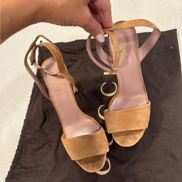 High Heels but very comfy Caramel Platform Gucci! As new! Used only twice! - Picture 10 of 13
